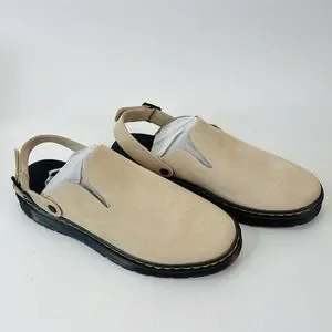 Dr. Martens | Shoes | Dr Martens Carlson Warm Sand Suede  display picture 1